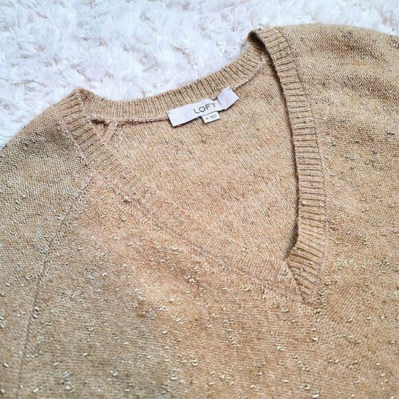 LOFT Tan & Gold Glitter Metallic Flecked V- Neck Ribbed Sweater - Picture 6 of 8